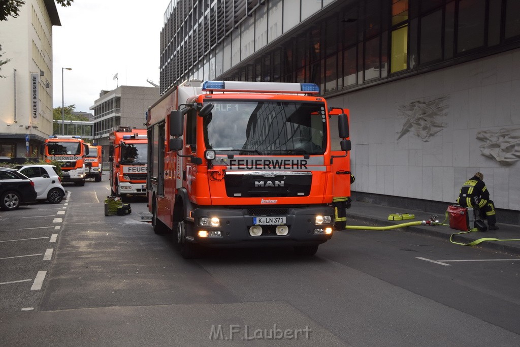 Feuer 2 WDR Koeln Altstadt Nord An der Rechtschule P025.JPG - Miklos Laubert